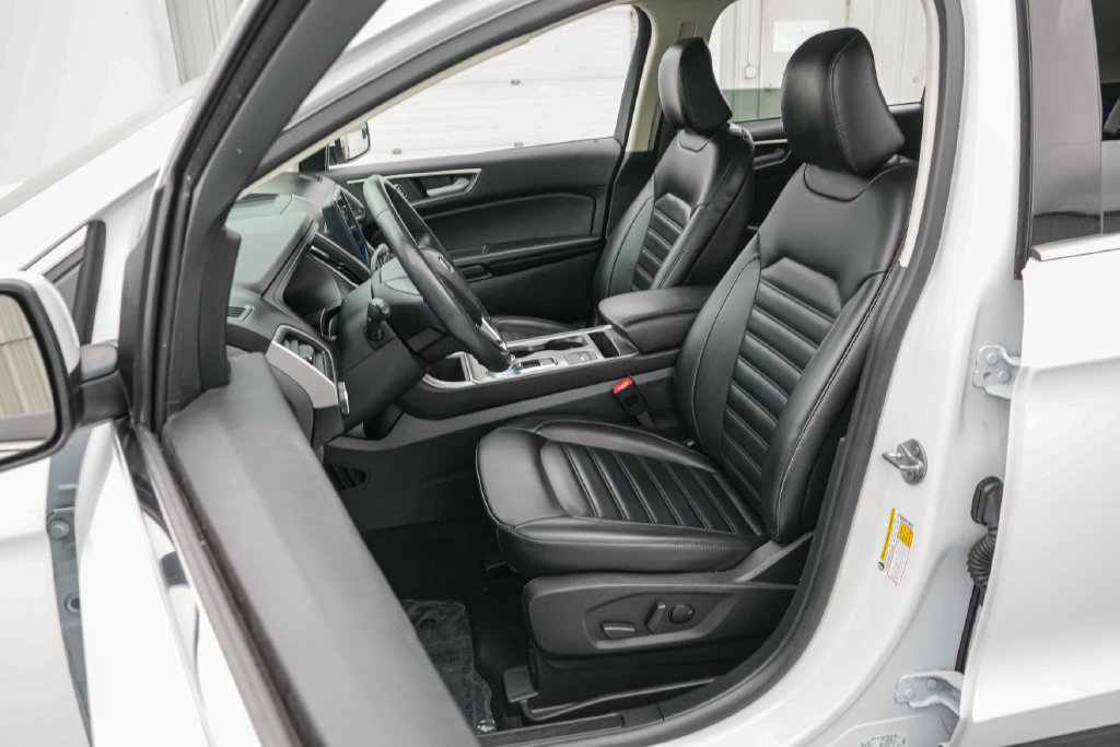 Certified 2023 Ford Edge SEL w/ Convenience Package AWD/4WD image 11