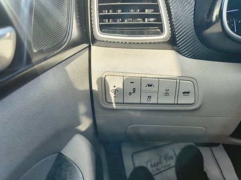Used 2020 Hyundai Tucson Sport w/ Cargo Package AWD/4WD image 21