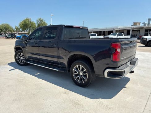 Used 2022 Chevrolet Silverado 1500 LT w/ Protection Package RWD image 4