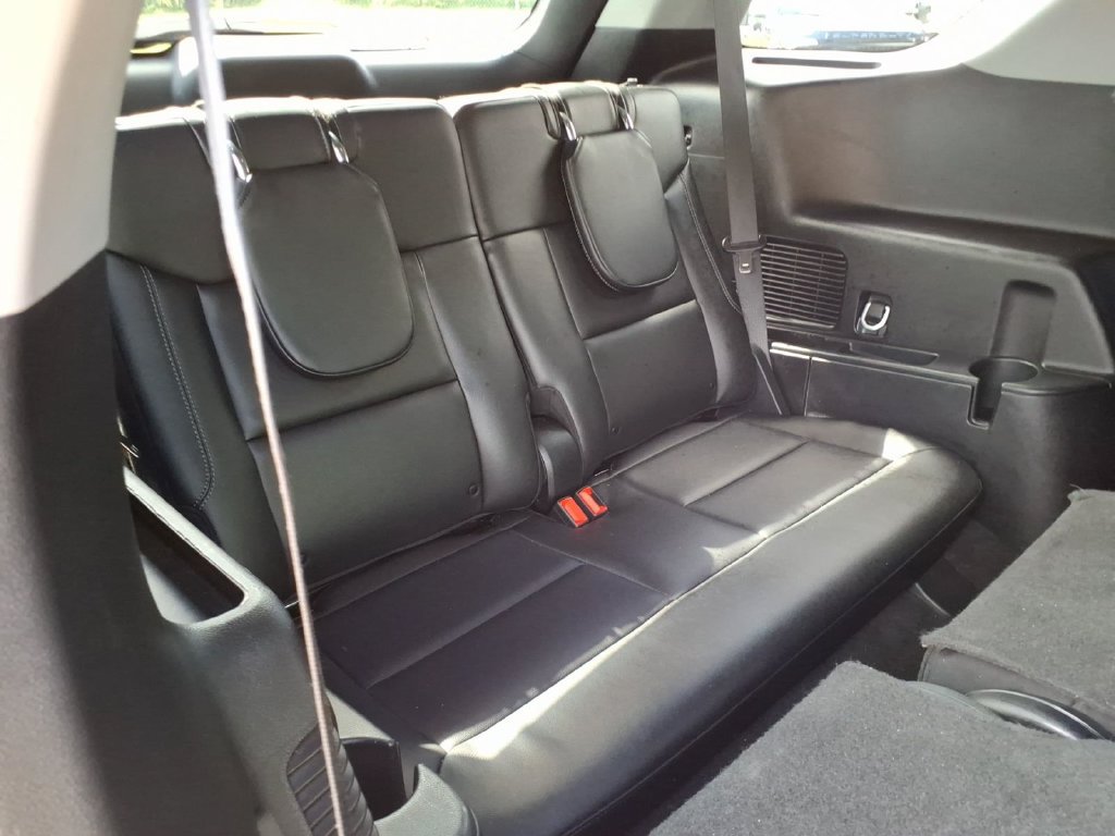 Used 2023 Ford Explorer Limited w/ Limited Technology Package AWD/4WD image 15