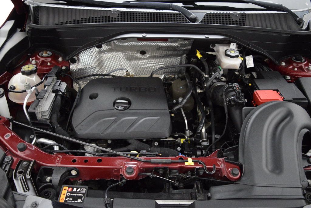 Used 2021 Chevrolet TrailBlazer RS w/ Sun and Liftgate Package AWD/4WD image 21
