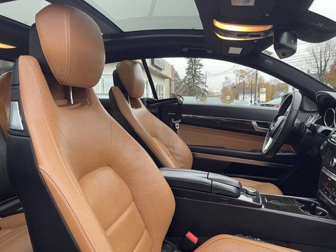 Used 2017 Mercedes-Benz E 400 4MATIC Coupe image 28