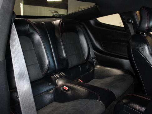 Used 2016 Ford Mustang GT Premium w/ Equipment Group 401A RWD image 25