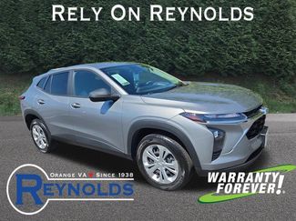 Used 2024 Chevrolet Trax LS FWD 360° Tour