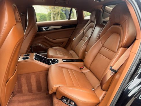 Used 2021 Porsche Panamera 4S Executive w/ Premium Package image 11