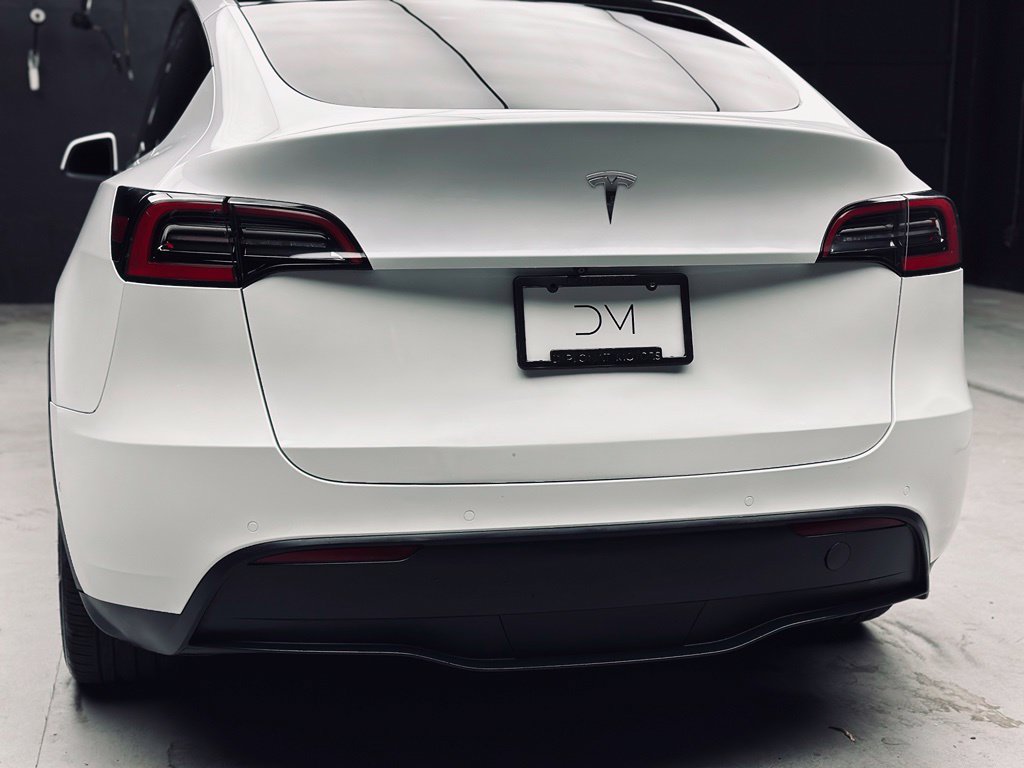 Used 2021 Tesla Model Y Long Range AWD/4WD image 17