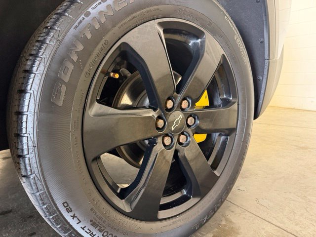 Used 2023 Chevrolet Traverse LT w/ LT Premium Package AWD/4WD image 7