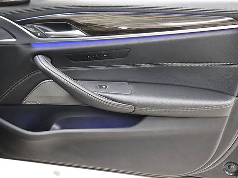 Used 2018 BMW 540i RWD image 14