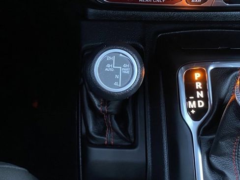 Used 2022 Jeep Wrangler Unlimited Rubicon w/ LED Lighting Group image 22