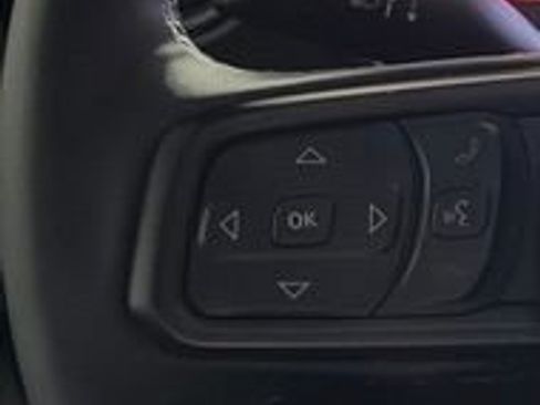 Used 2026 Jeep Wrangler Unlimited Rubicon AWD/4WD image 25