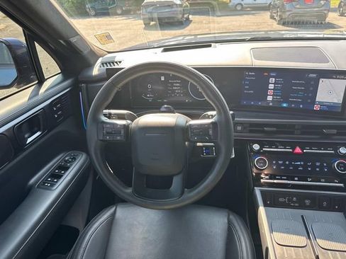 Used 2025 Hyundai Santa Fe Calligraphy AWD/4WD image 24
