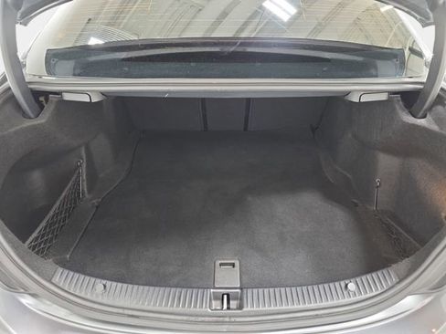 Used 2017 Mercedes-Benz C 300 4MATIC Sedan image 33