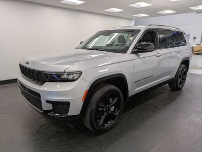 Used 2024 Jeep Grand Cherokee L Altitude