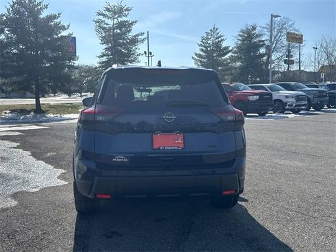 New 2026 Nissan Rogue SV image 5