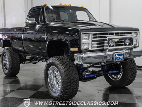 Used 1986 Chevrolet C/K Truck 3500 image 17