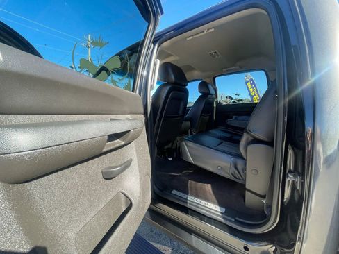 Used 2013 Chevrolet Silverado 1500 LT w/ All-Star Edition AWD/4WD image 10