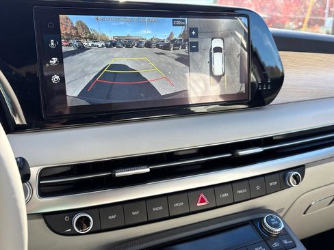 Used 2024 Hyundai Palisade Limited image 9