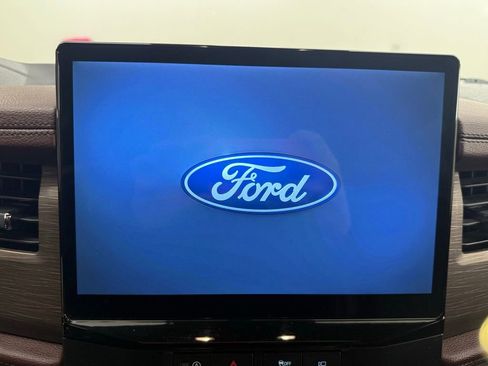 Used 2024 Ford Expedition Max Limited image 15