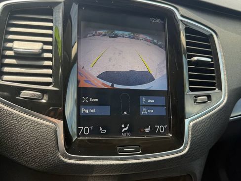 Used 2018 Volvo XC90 T6 Momentum w/ Momentum Plus Package AWD/4WD image 40