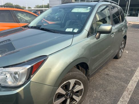 Used 2018 Subaru Forester 2.5i Premium w/ All-Weather Package AWD/4WD image 1