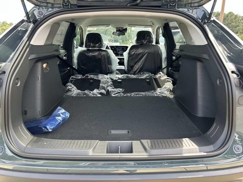 New 2026 Chevrolet Trax LS w/ LS Convenience Package FWD image 7