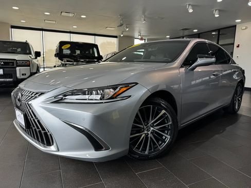 Used 2023 Lexus ES 250 w/ Premium Package AWD/4WD image 1