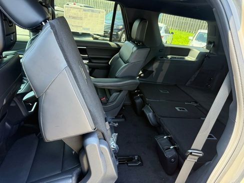 New 2026 Ford Expedition Platinum w/ Stealth Performance Package AWD/4WD image 36