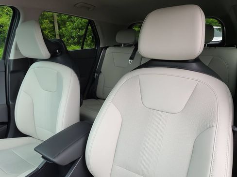 New 2026 Kia Niro EX FWD image 21