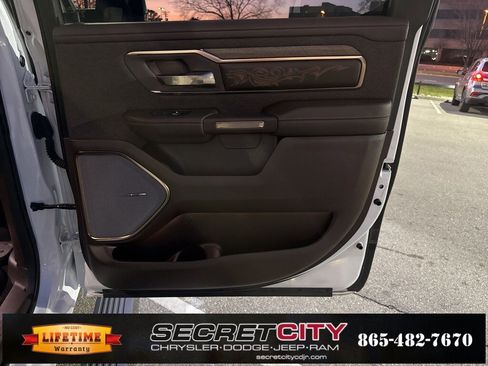 Used 2025 RAM 1500 Limited image 17