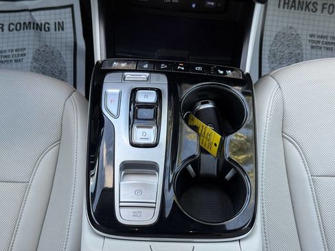 Used 2022 Hyundai Tucson Limited image 21