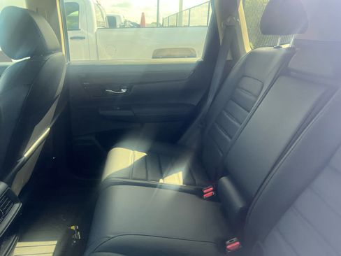 Used 2025 Honda CR-V EX-L image 5