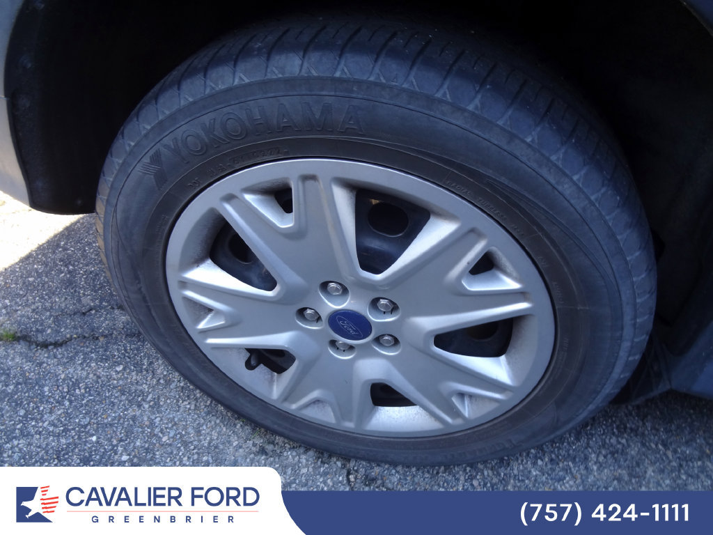 Used 2013 Ford Escape S FWD image 9