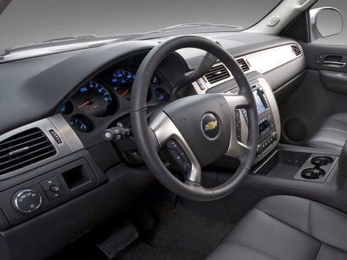 Used 2009 Chevrolet Tahoe LTZ AWD/4WD image 4