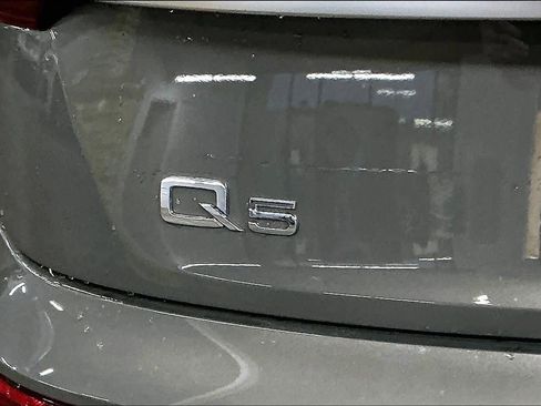 Used 2023 Audi Q5 2.0T Premium Plus w/ Premium Plus Package image 11
