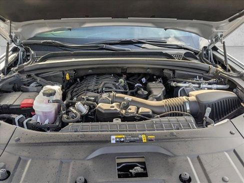 New 2025 Jeep Grand Cherokee Limited w/ Black Appearance Package image 17