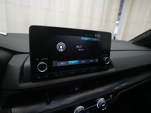 Used 2023 Honda CR-V Sport image 6