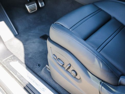 New 2025 Porsche Cayenne S image 14