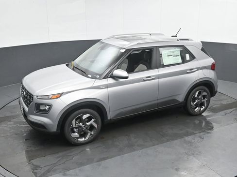 New 2026 Hyundai Venue SEL image 37