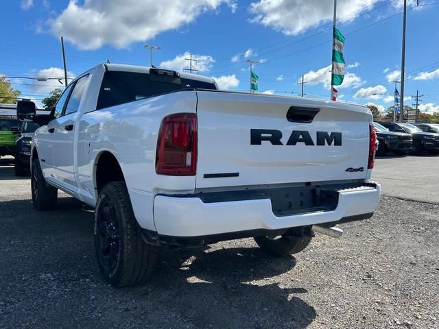 New 2026 RAM 3500 Big Horn AWD/4WD image 5