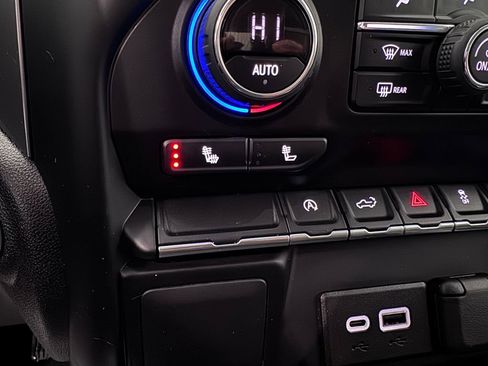 Used 2022 Chevrolet Silverado 1500 RST image 20