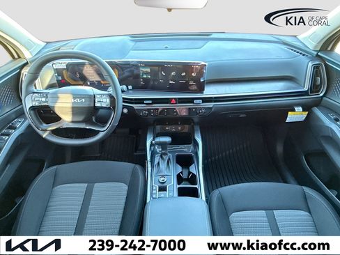 New 2026 Kia Sorento LX image 15