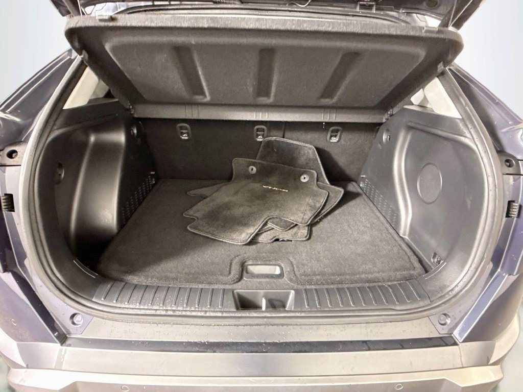 Used 2024 Hyundai Kona Limited AWD/4WD image 34
