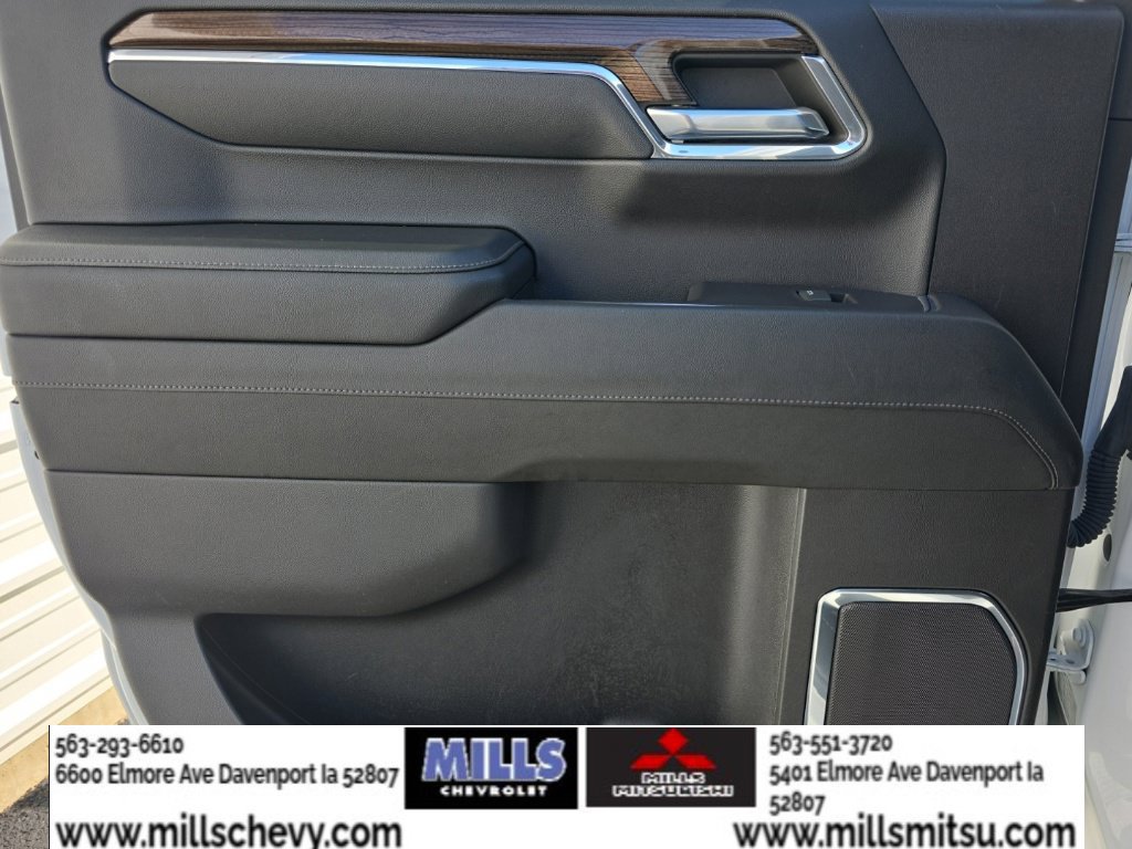 Used 2024 Chevrolet Silverado 1500 LT AWD/4WD image 19