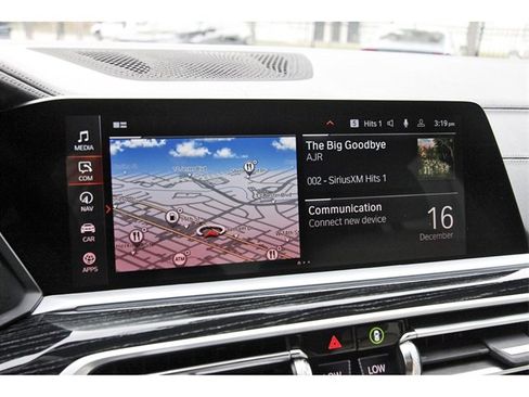 Used 2022 BMW X7 M50i w/ Luxury Seating Package image 25