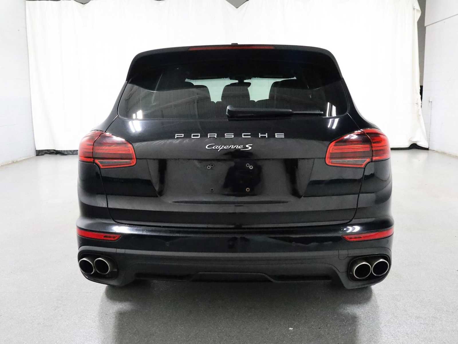 Used 2017 Porsche Cayenne S AWD/4WD image 7
