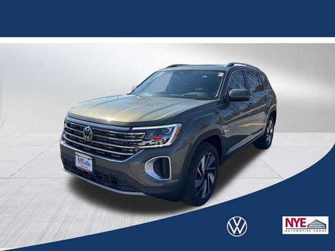 New 2026 Volkswagen Atlas SEL AWD/4WD image 1