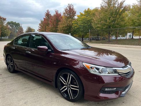 Used 2016 Honda Accord Sport image 1