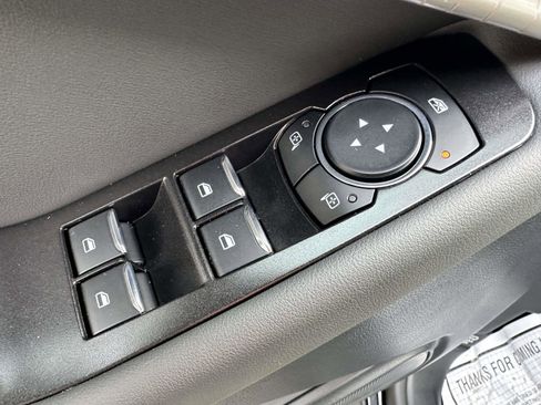 Used 2025 Ford Explorer Active image 10