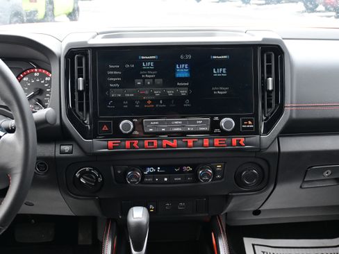 Certified 2025 Nissan Frontier PRO-4X w/ Interior Protection Package image 18