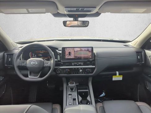 New 2026 Nissan Pathfinder Platinum w/ Cargo Package FWD image 14
